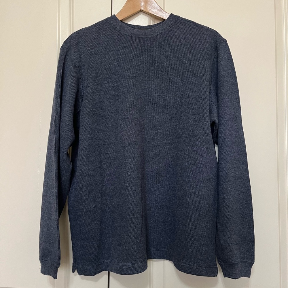 Banana Republic Charcoal Crew Neck Top